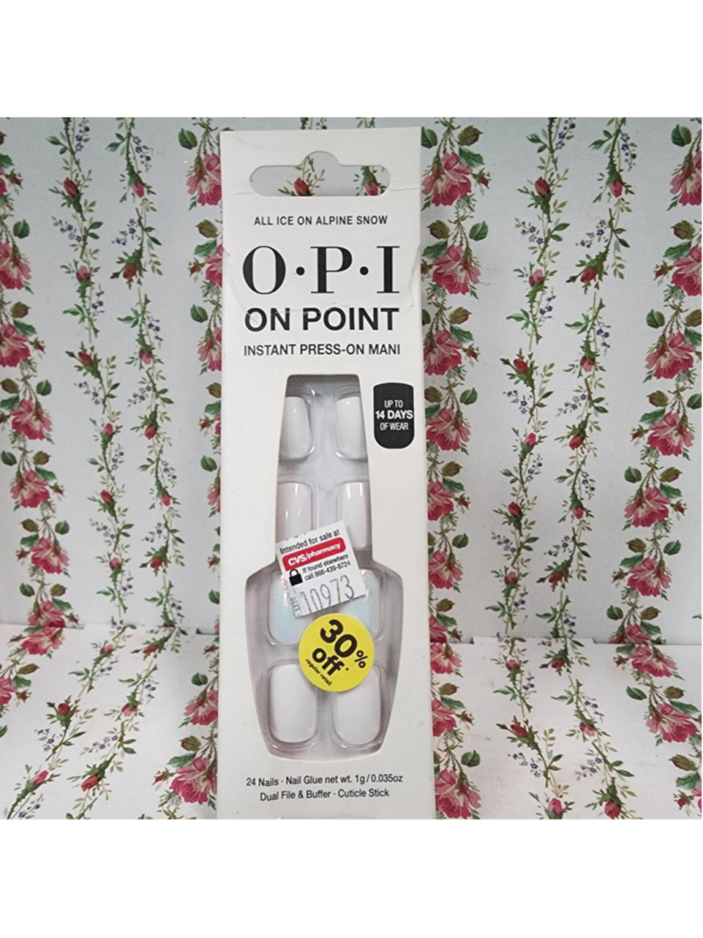 OPI Alpine Snow press on nails #presson #alpinesnow